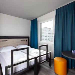2* Отель A&o Frankfurt Ostend