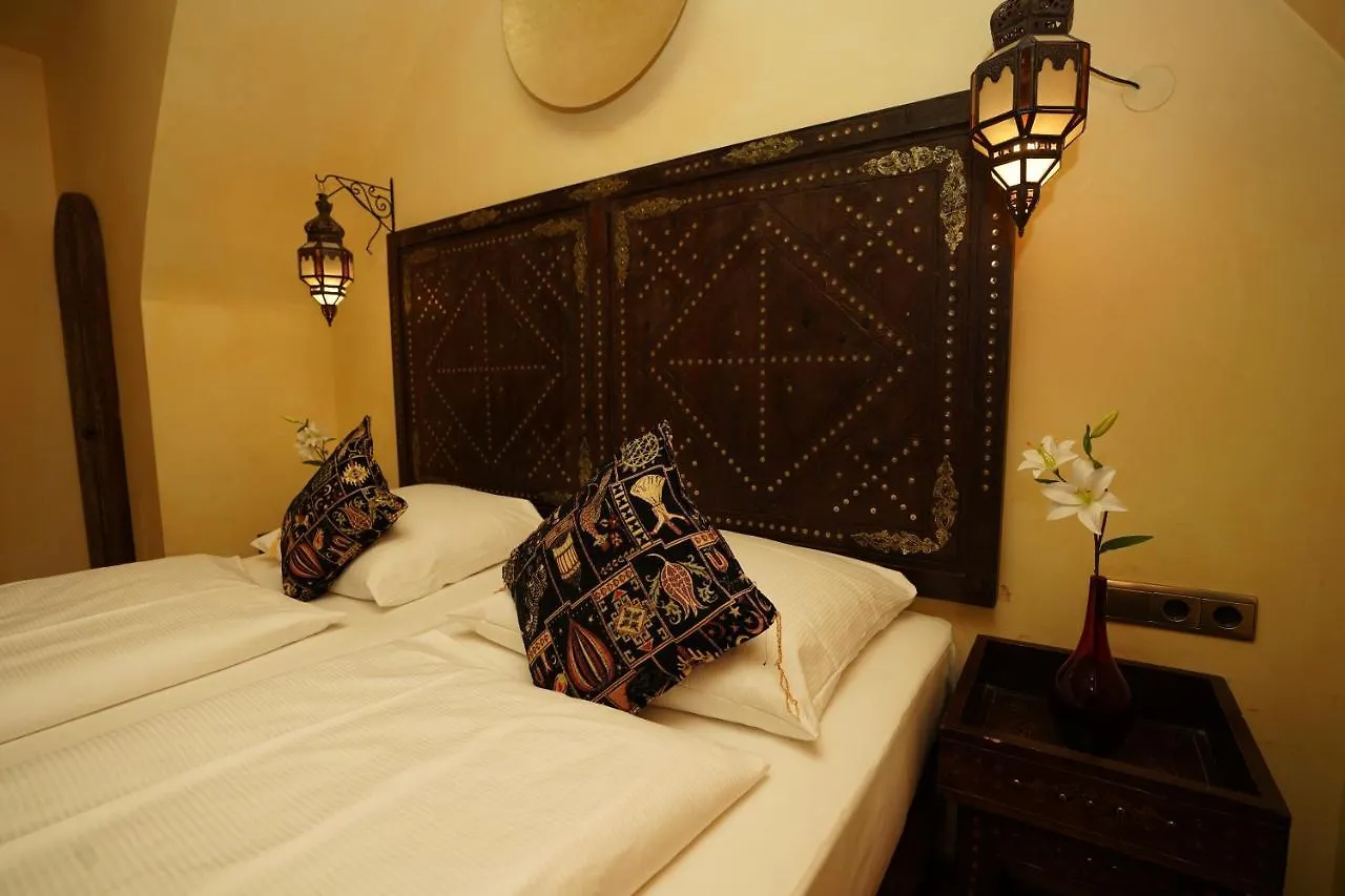 Hotel Villa Oriental & Restaurant Frankfurt am Main 4*,  Germany