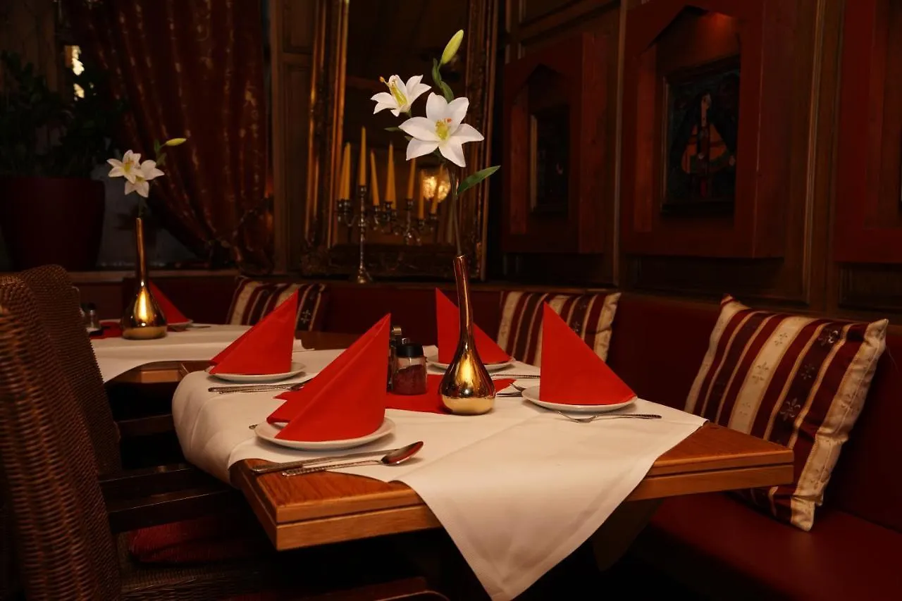 ****  Hotel Villa Oriental & Restaurant Frankfurt am Main Germany